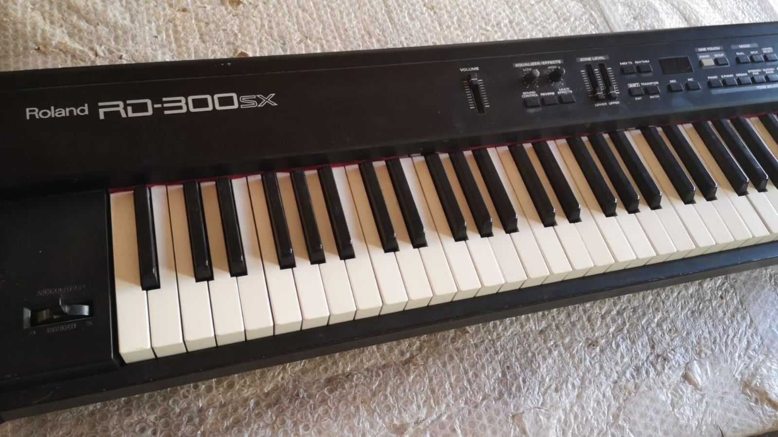 Roland RD-300SX 88-Key Stage Piano – Synthcloud Roland RD-300SX 88-Key Stage Piano – Synthcloud