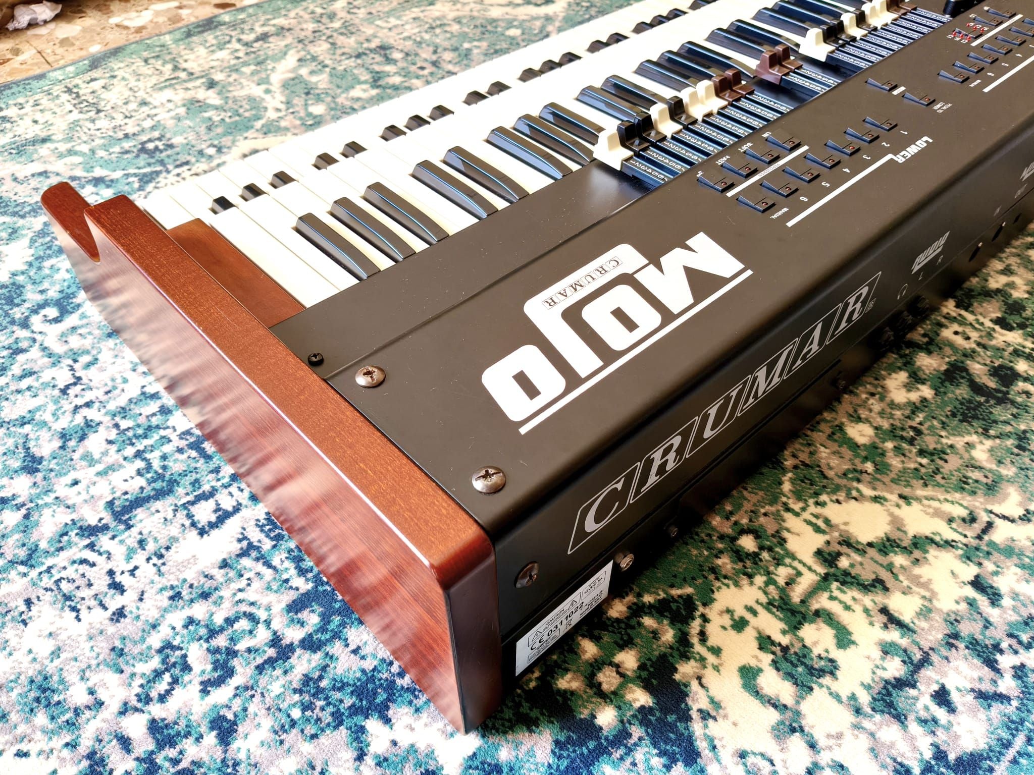 CRUMAR MOJO Dual - Hammond organ clone