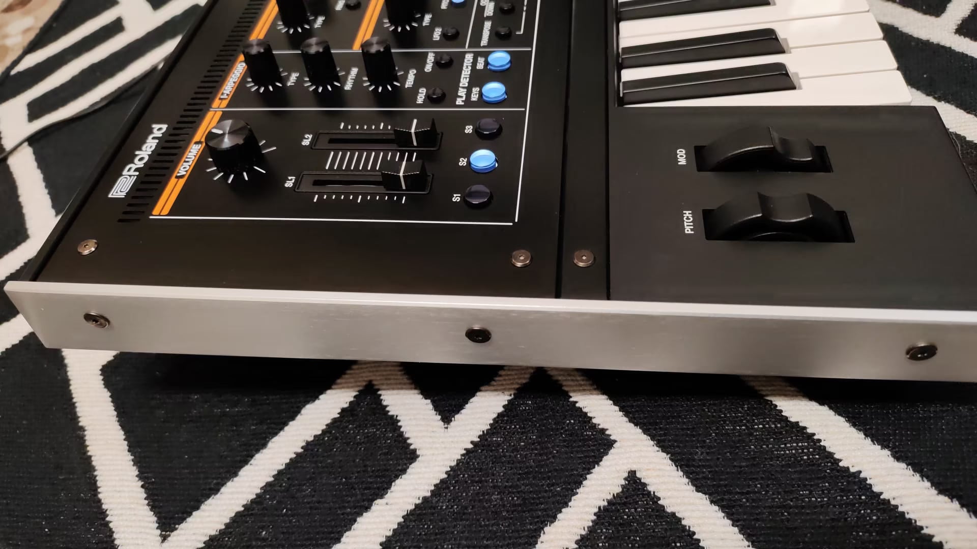 Roland Jupiter-Xm Performance Synthesizer | JD-800 – Synthcloud