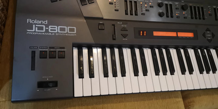 Roland JD-800 61-Key Synthesizer Full Serviced / Library / JD800 