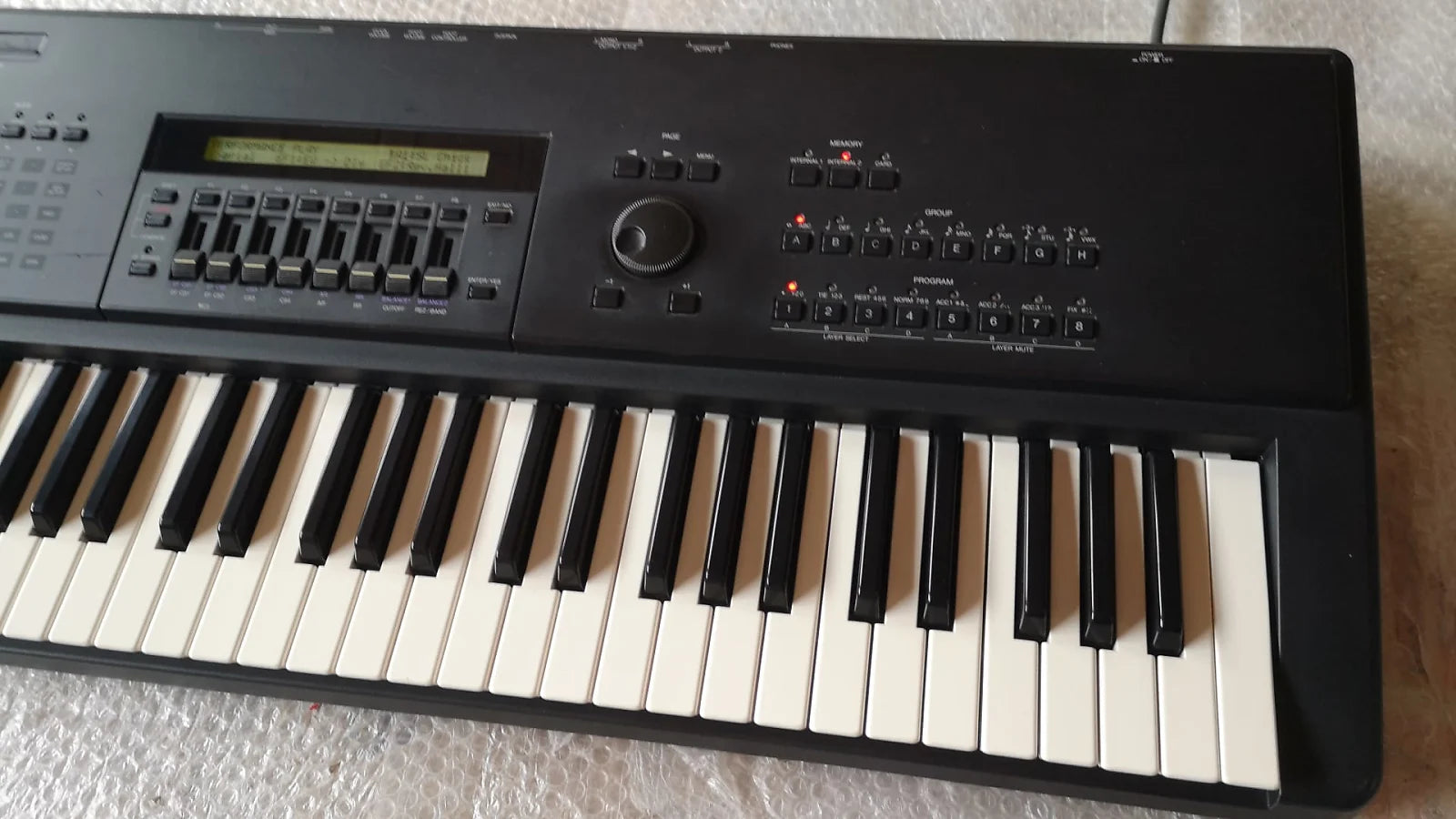 Yamaha online sy85 synthesizer