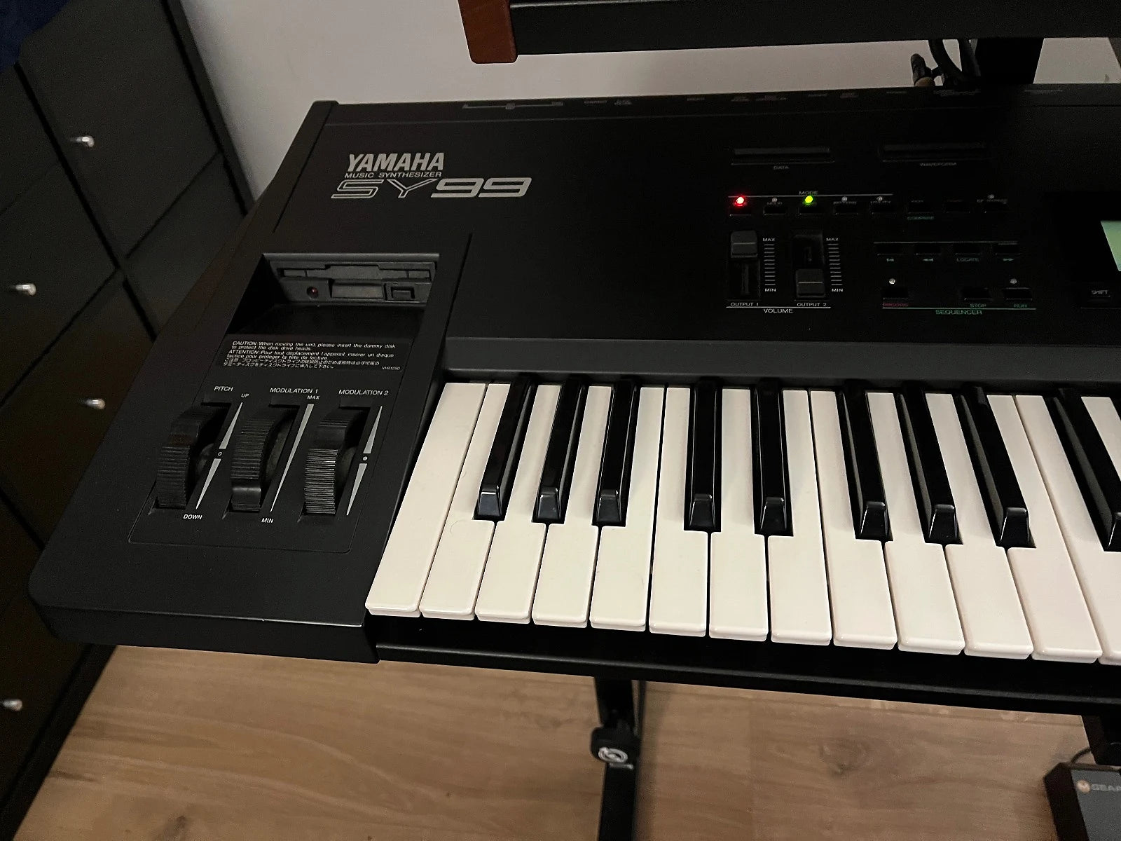 YAMAHA ヤマハ SY99 シンセサイザー 76鍵 YAMAHA ヤマハ SY99 シンセサイザー 76鍵