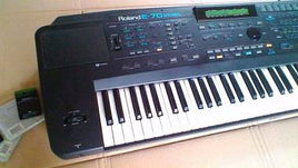 ROLAND E70 WORKSTATION ARRANGER E-70 E 70 CON CARDS STYLE