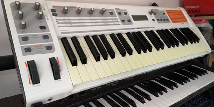 M AUDIO VENOM VIRTUAL ANALOG Synth Synthcloud di Manfredi Gaetano