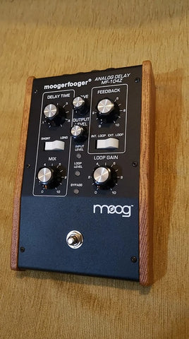 Moog Moogerfooger MF-104z Analog Delay